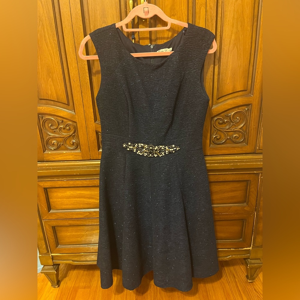 Eliza J Woman size 8 Navy Blue Metallic Formal Dress Rhinestone